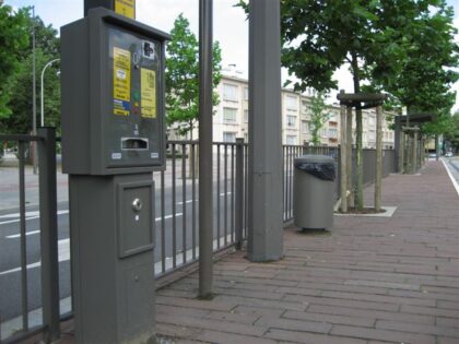 Anti-graffiti Thermoset Powder Coatings