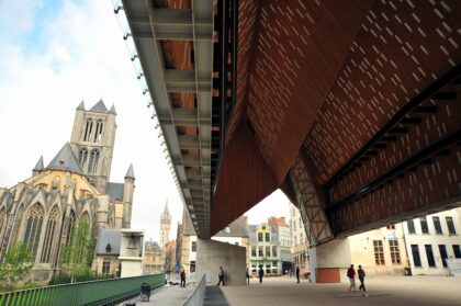 Super durable thermoset powder coatings